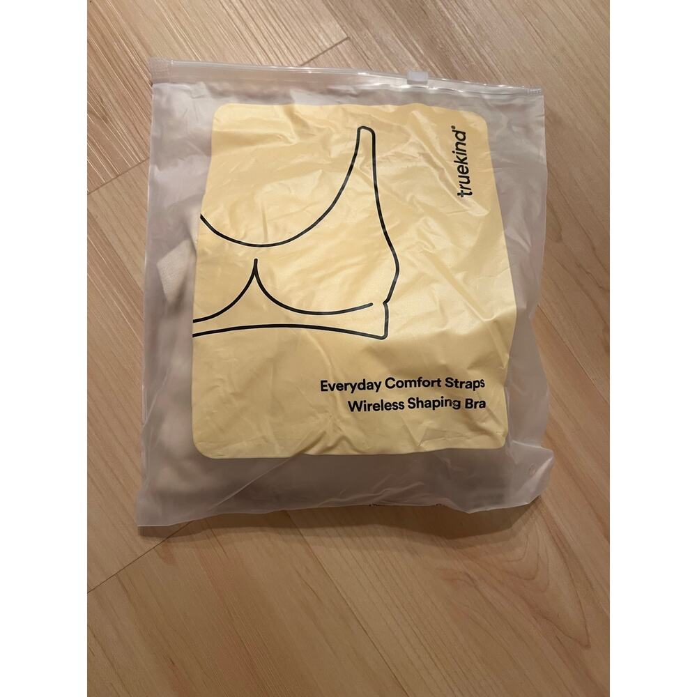 Truekind Everyday Comfort Straps Wireless Shaping Bra - Picture 3 of 8